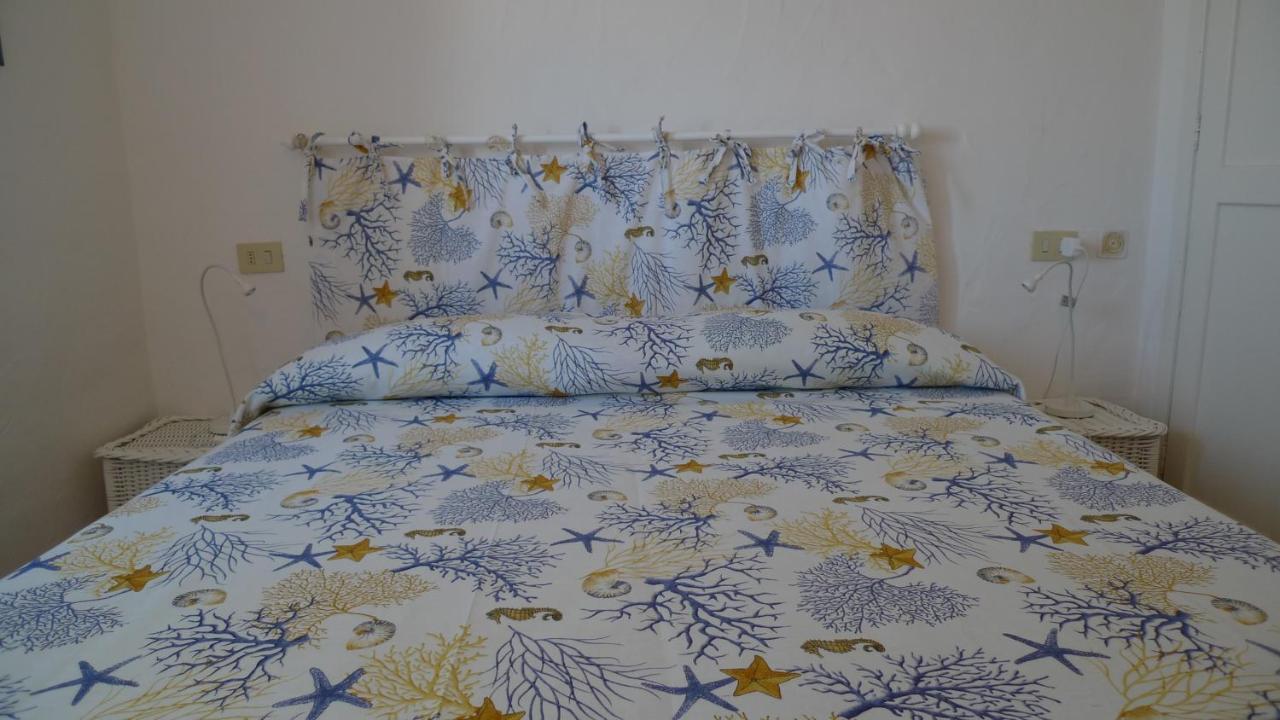 Casa Molara Villa San Teodoro  Oda fotoğraf